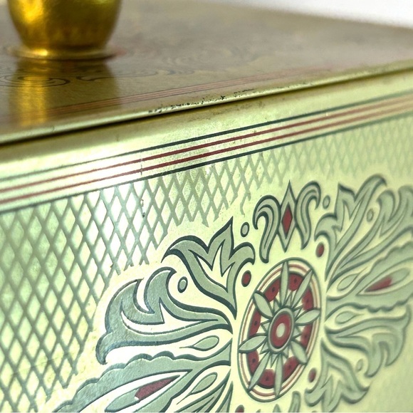 Lidded Tin Made in Western Germany Small  Trinket Box - Picture 12 of 13